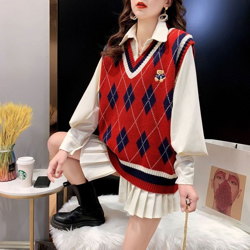 Winter Clothing Trends - 여성용 레드 니트 조끼 민소매 겨울