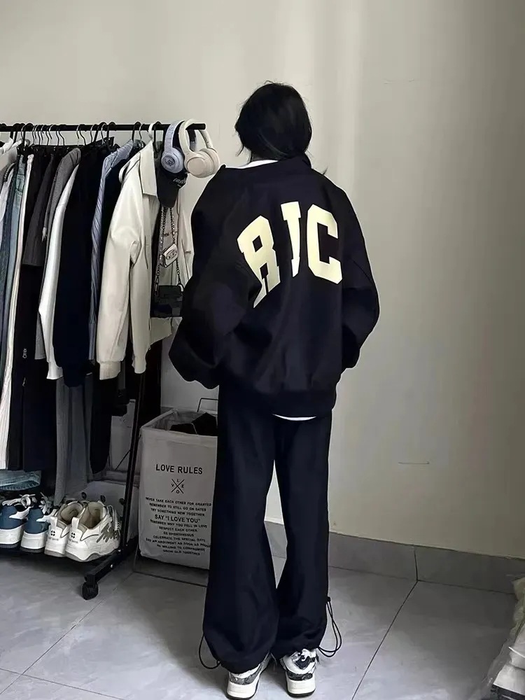 2025 여성 가을 블랙 레트로 레터 프린트 야구 재킷 - Winter Clothing Trends 2025 Women'S 리뷰 및 가격