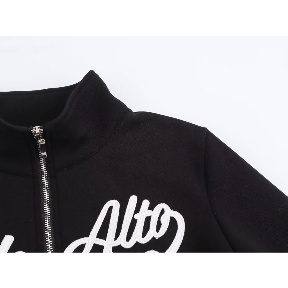 캐주얼 여성용 블랙 대표팀 스포츠 세트 하이 넥 자수  - Winter Clothing Pk 리뷰 및 가격